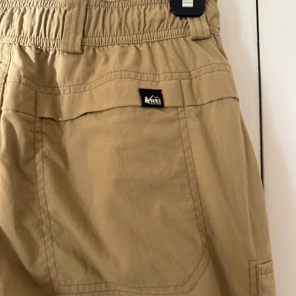 Women's REI Co-op "Sahara" Convertible Pants Size 2 - Picture 7 of 12